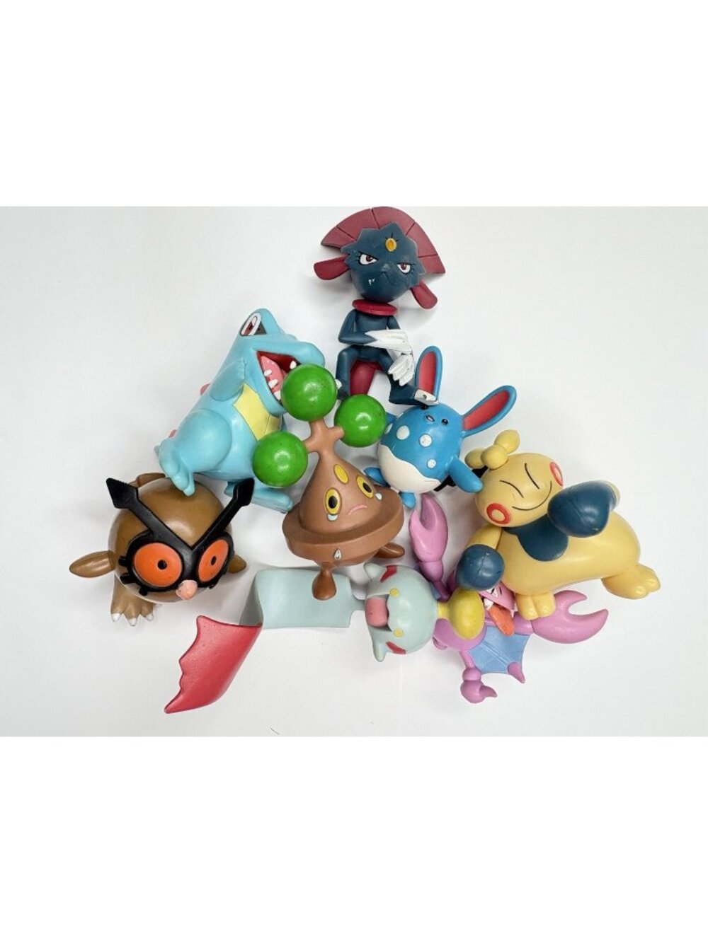 Pokemon JAKKS PVC NINTENDO Assorted Figures LOT OF 8 2007-20O8  2-3” MAKUHITA